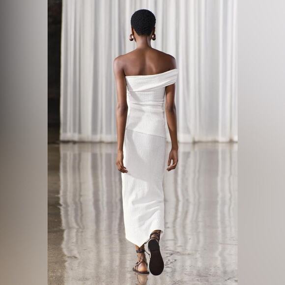 Zara ASYMMETRICAL SKIRT IN RIBBED FABRIC - Picture 7 of 15